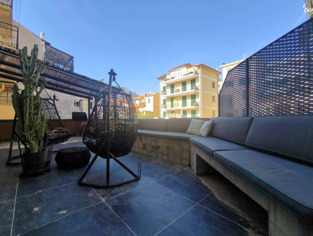 appartamento in vendita a Finale Ligure