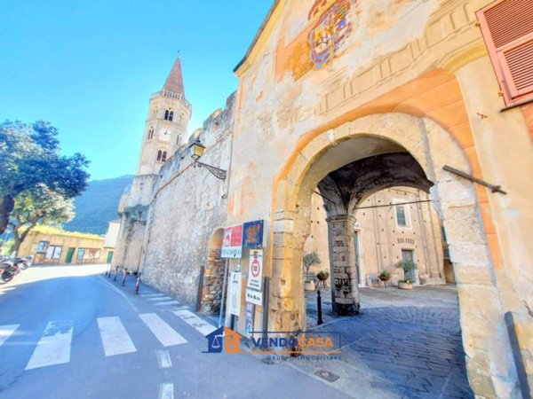 appartamento in vendita a Finale Ligure