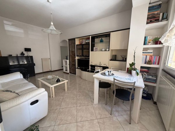 appartamento in vendita a Finale Ligure