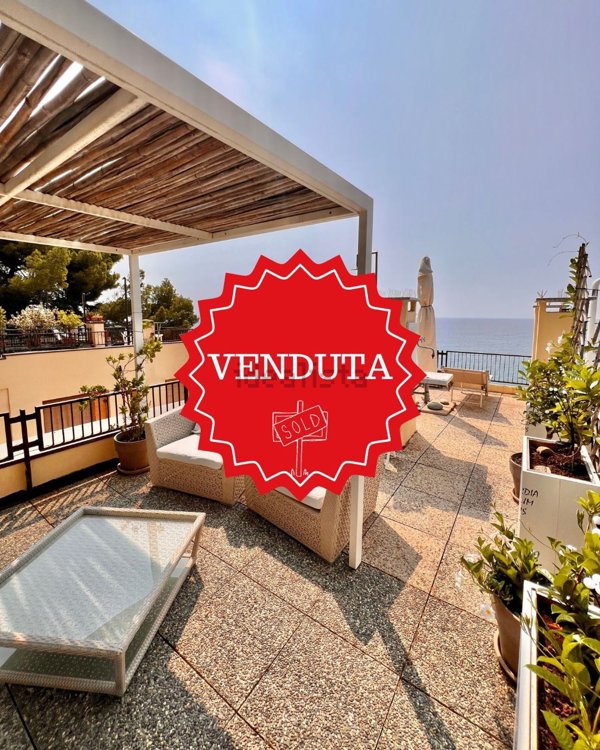 appartamento in vendita a Finale Ligure