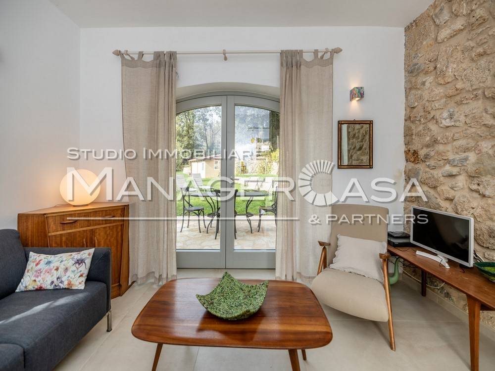 casa indipendente in vendita a Finale Ligure in zona Varigotti