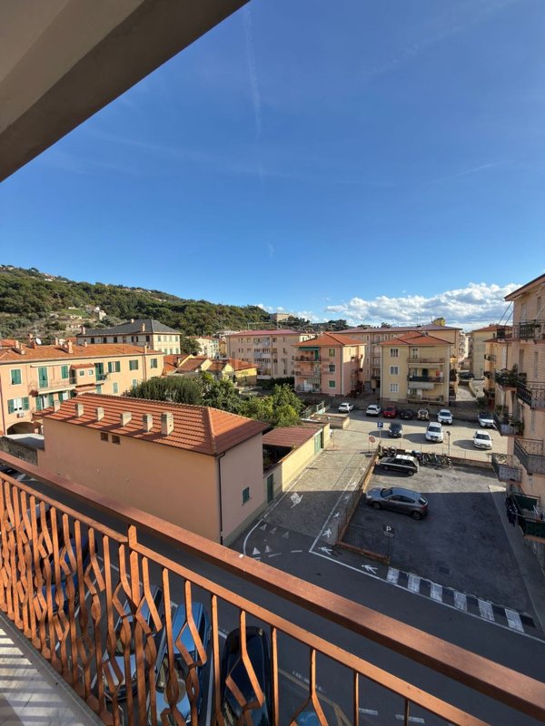 appartamento in vendita a Finale Ligure