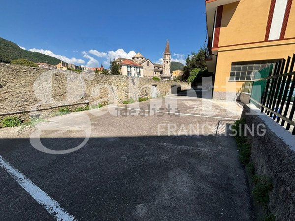 appartamento in vendita a Finale Ligure