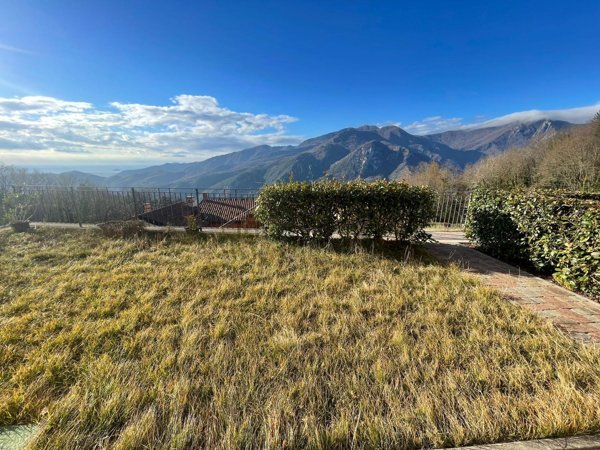 appartamento in vendita a Finale Ligure