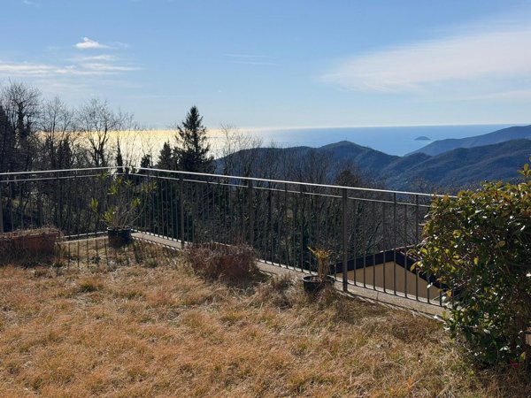 appartamento in vendita a Finale Ligure