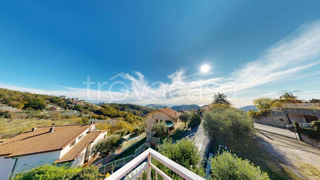 appartamento in vendita a Finale Ligure in zona Gorra