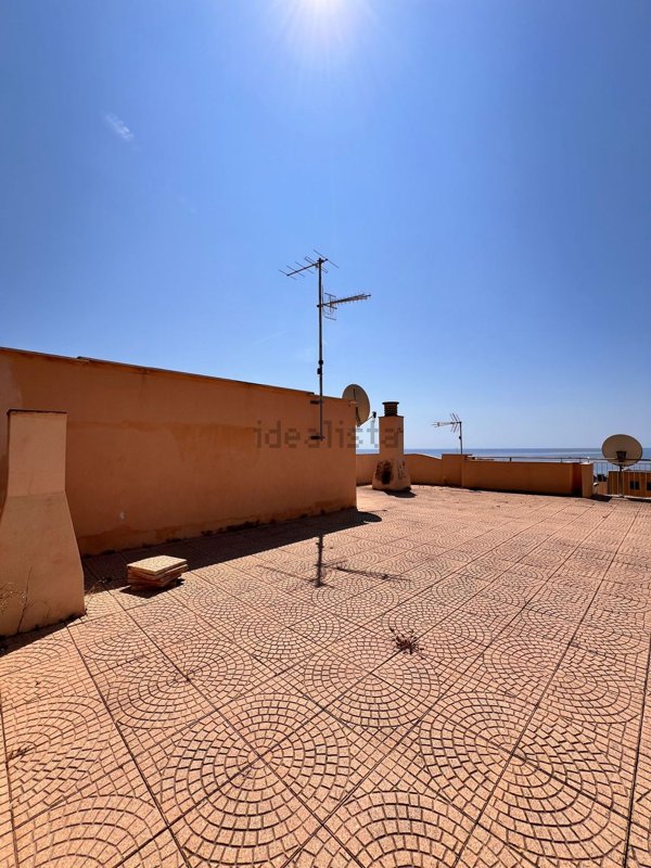 appartamento in vendita a Finale Ligure in zona Varigotti