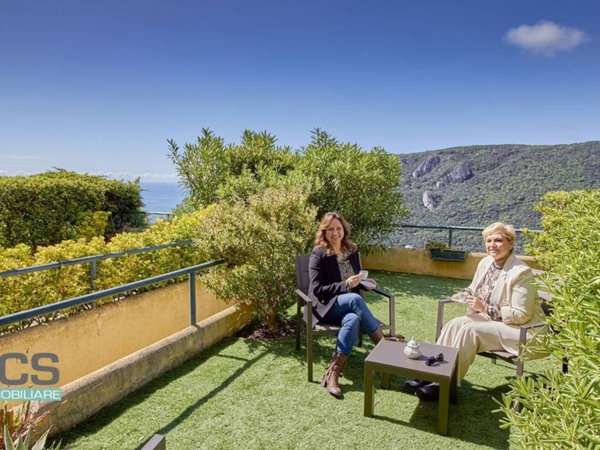 casa indipendente in vendita a Finale Ligure