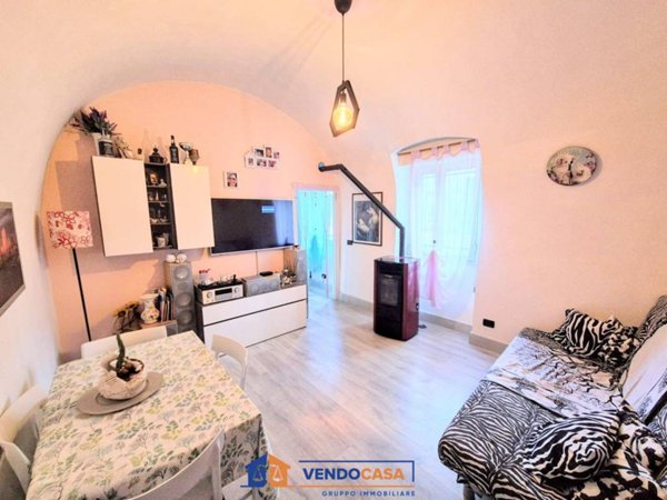 appartamento in vendita a Finale Ligure in zona Calvisio