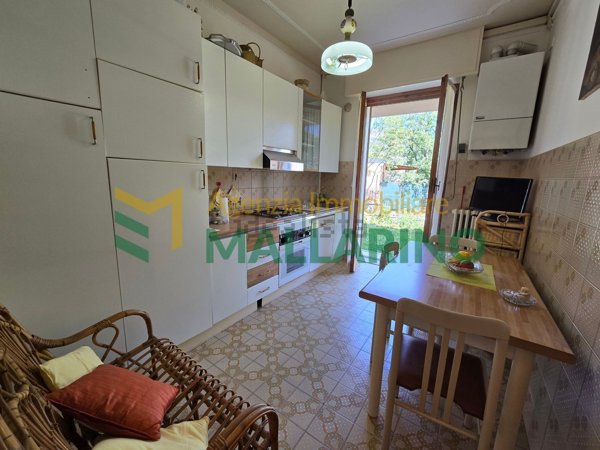 appartamento in vendita a Finale Ligure