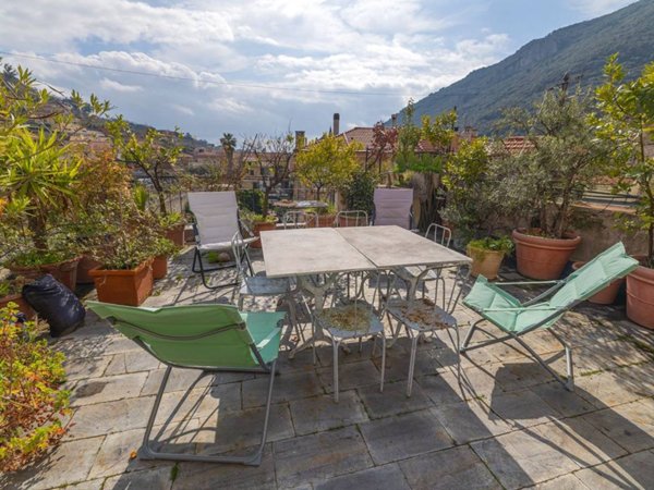 appartamento in vendita a Finale Ligure