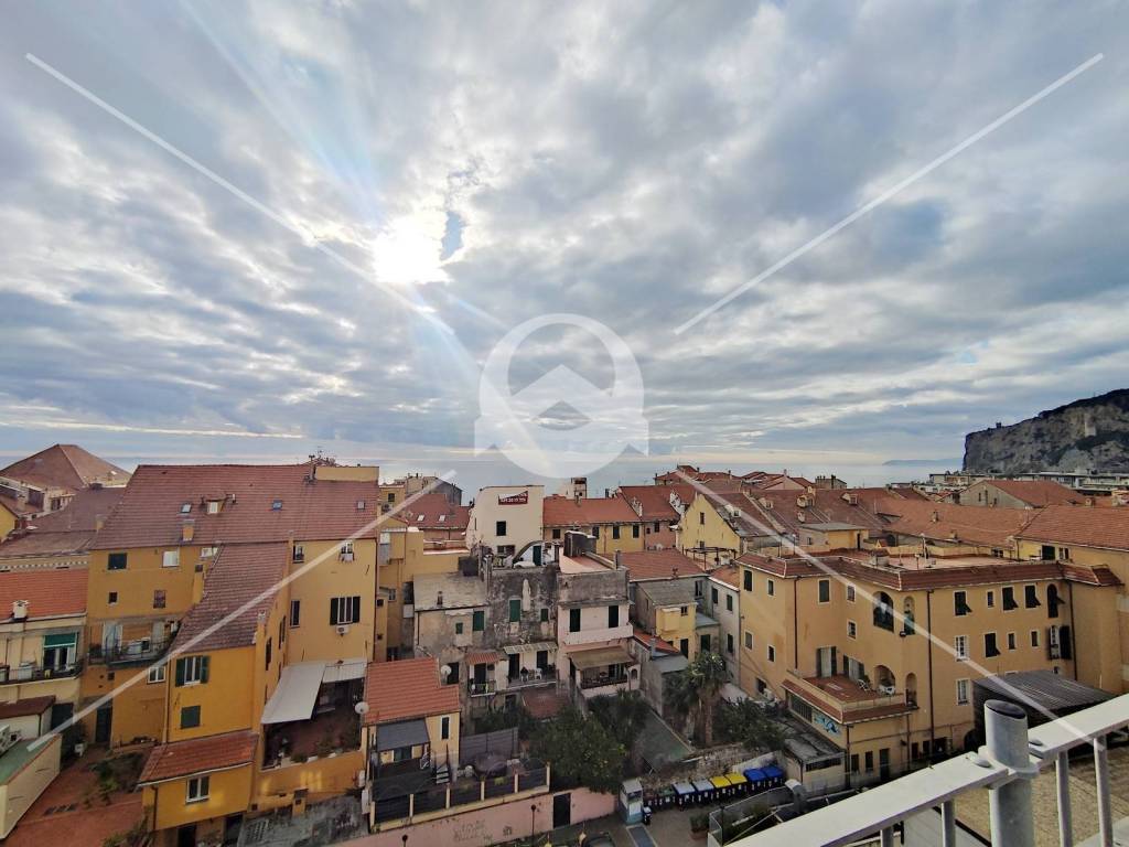 appartamento in vendita a Finale Ligure