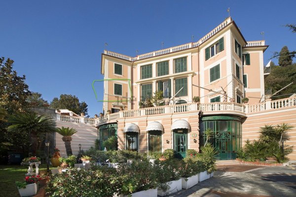 appartamento in vendita a Finale Ligure