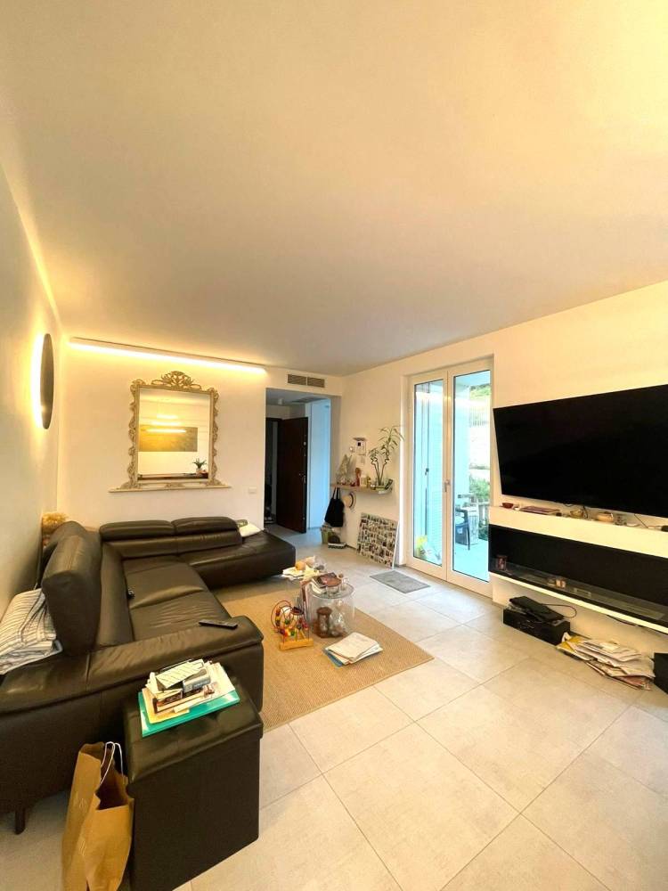 appartamento in vendita a Finale Ligure