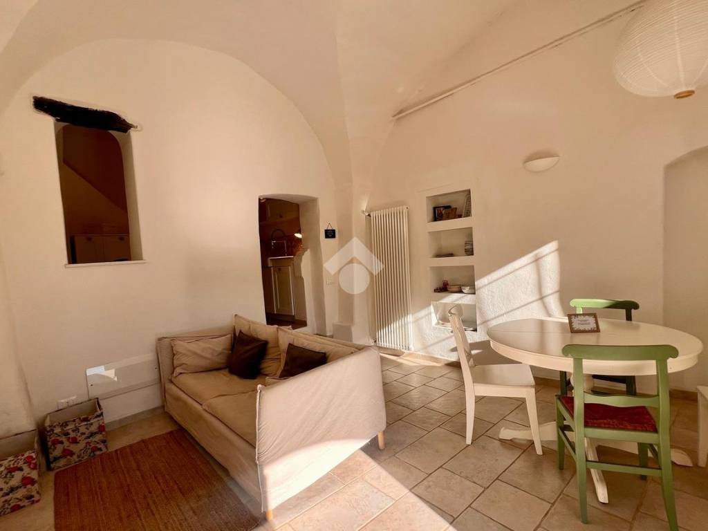 casa indipendente in vendita a Finale Ligure