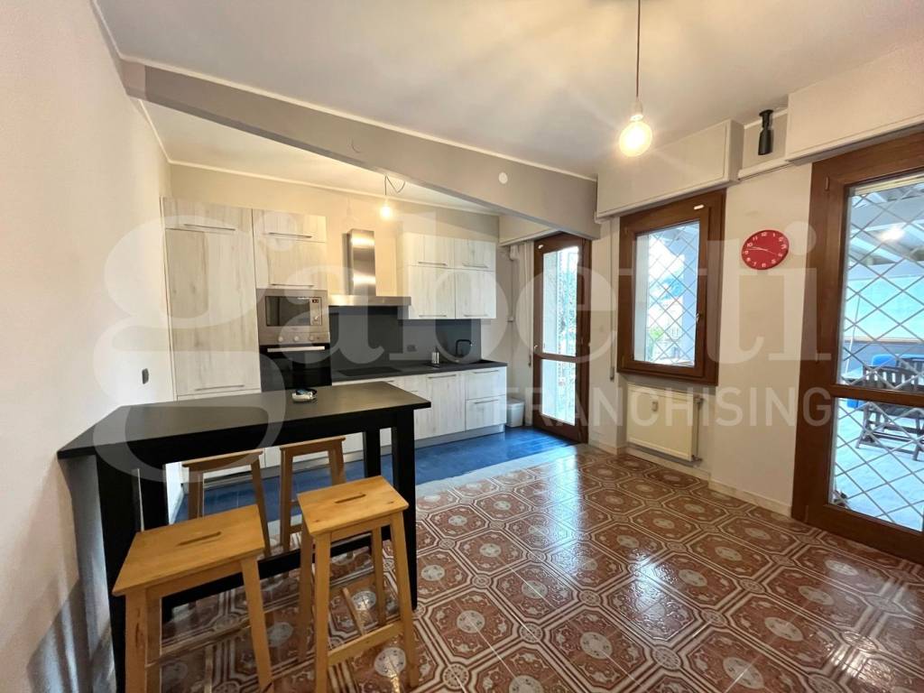 appartamento in vendita a Finale Ligure