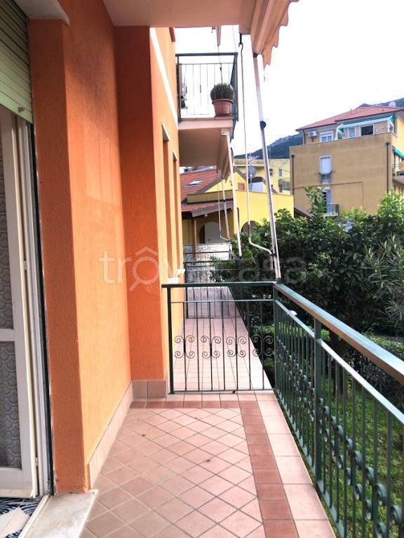 appartamento in vendita a Finale Ligure