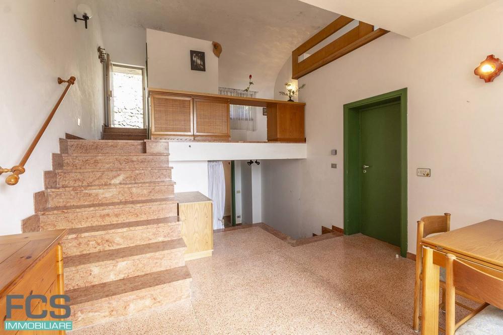 casa indipendente in vendita a Finale Ligure