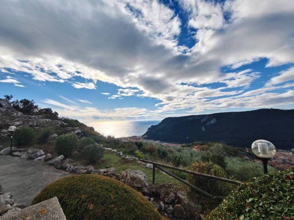 appartamento in vendita a Finale Ligure