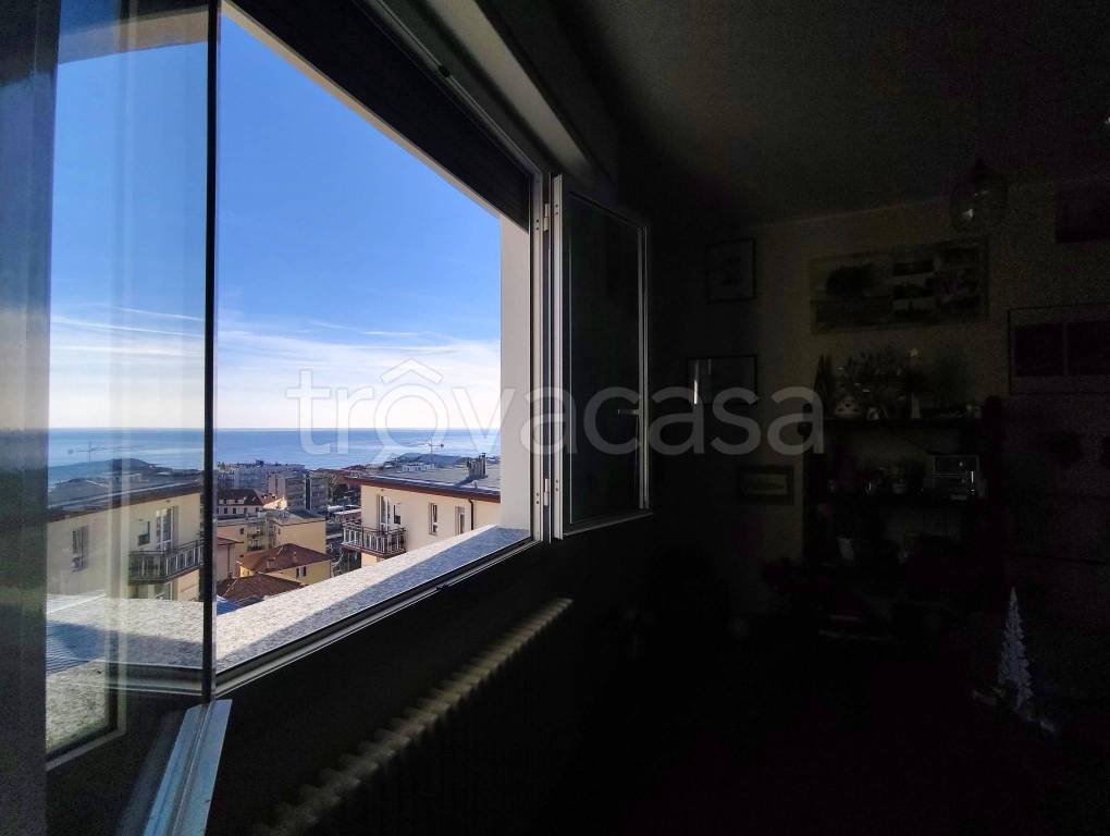 appartamento in vendita a Finale Ligure