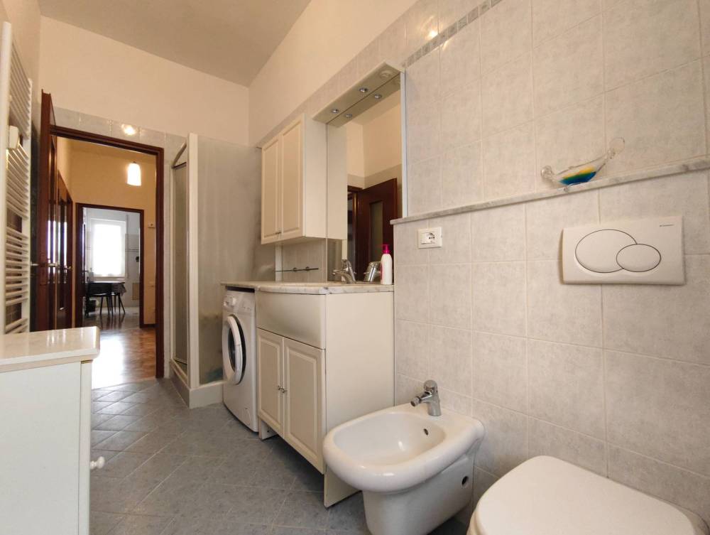 appartamento in vendita a Finale Ligure