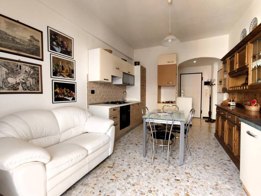 appartamento in vendita a Finale Ligure