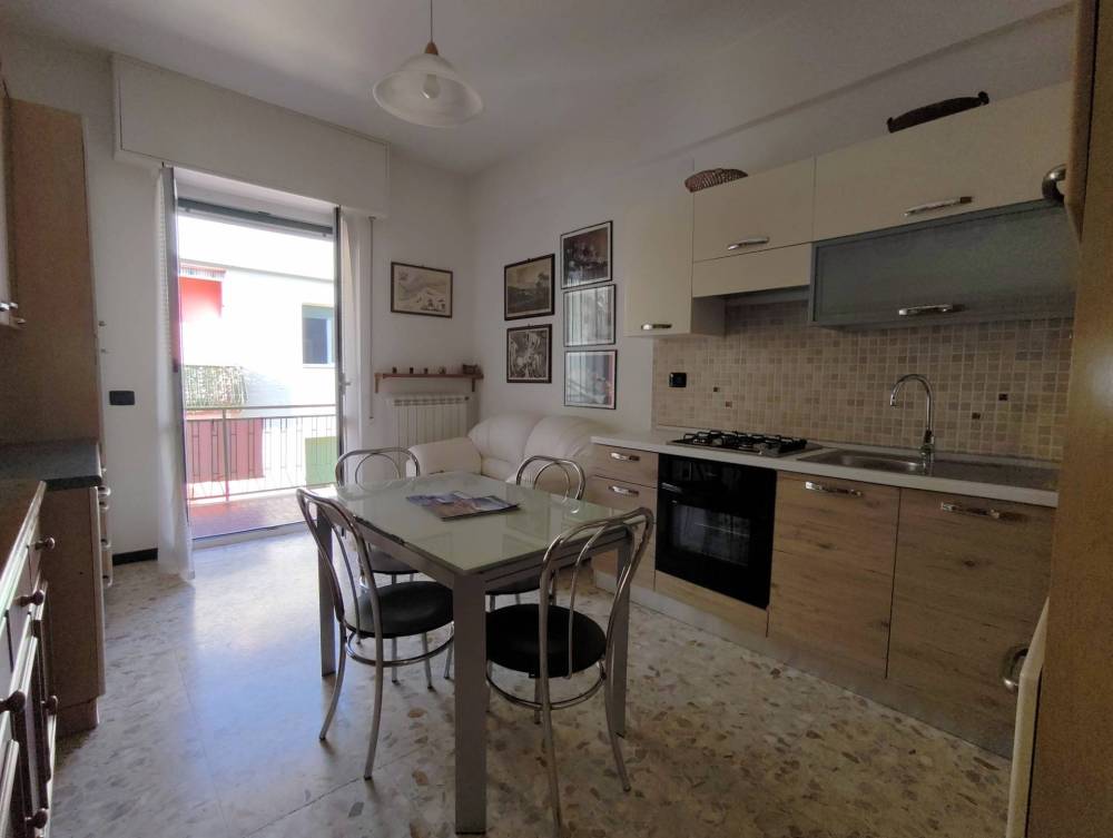 appartamento in vendita a Finale Ligure