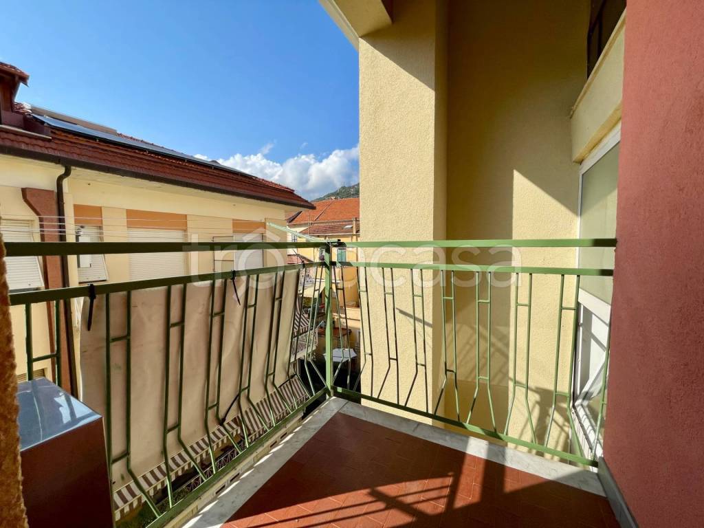 appartamento in vendita a Finale Ligure