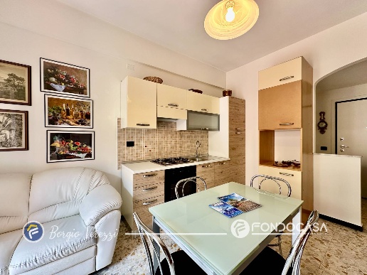 appartamento in vendita a Finale Ligure