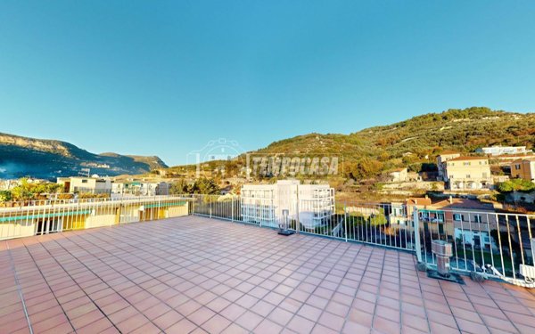 appartamento in vendita a Finale Ligure