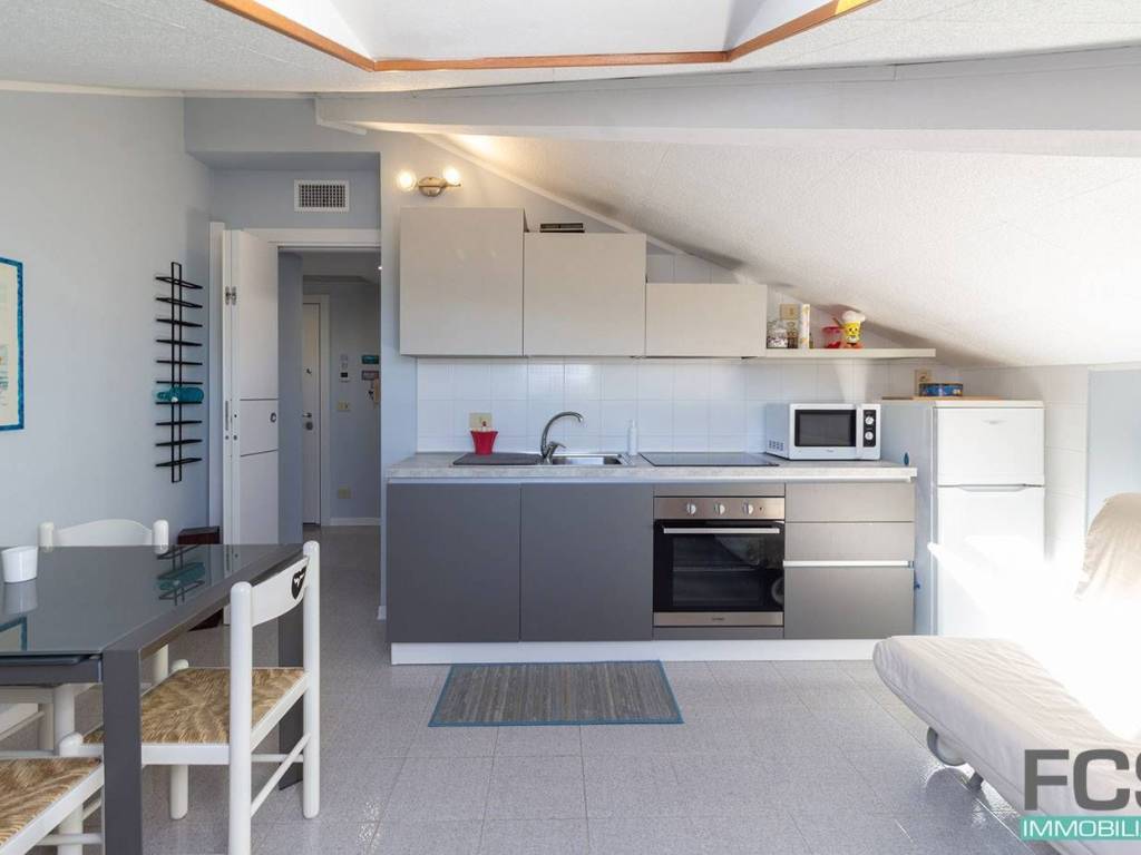 appartamento in vendita a Finale Ligure