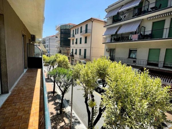 appartamento in vendita a Finale Ligure