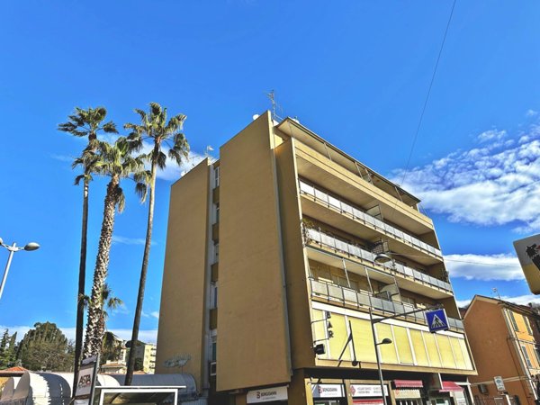 appartamento in vendita a Finale Ligure