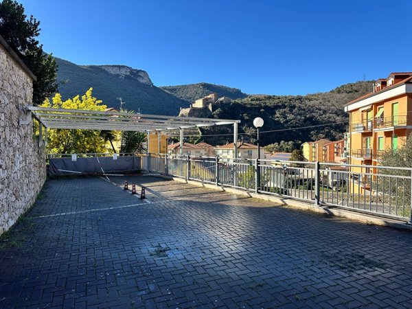 appartamento in vendita a Finale Ligure