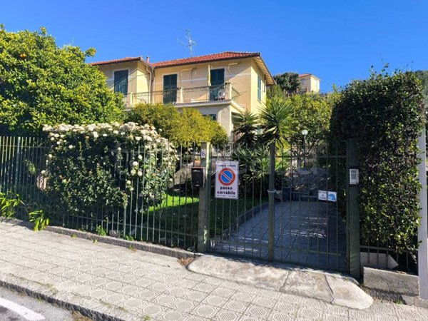 appartamento in vendita a Finale Ligure