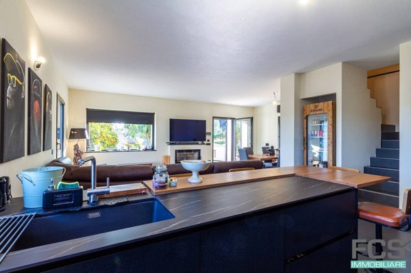 casa indipendente in vendita a Finale Ligure