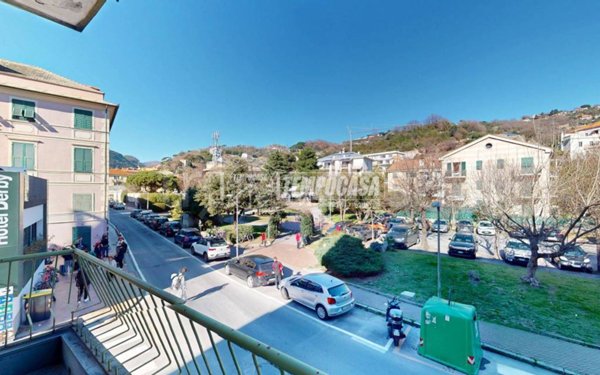 appartamento in vendita a Finale Ligure