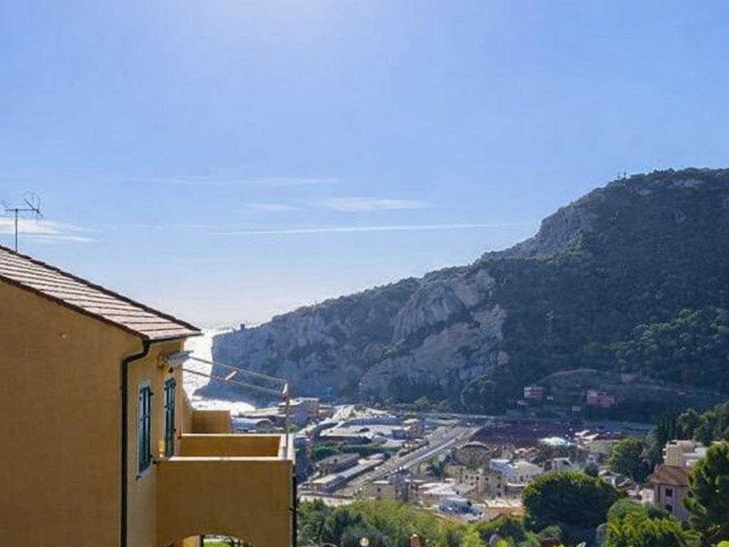 appartamento in vendita a Finale Ligure
