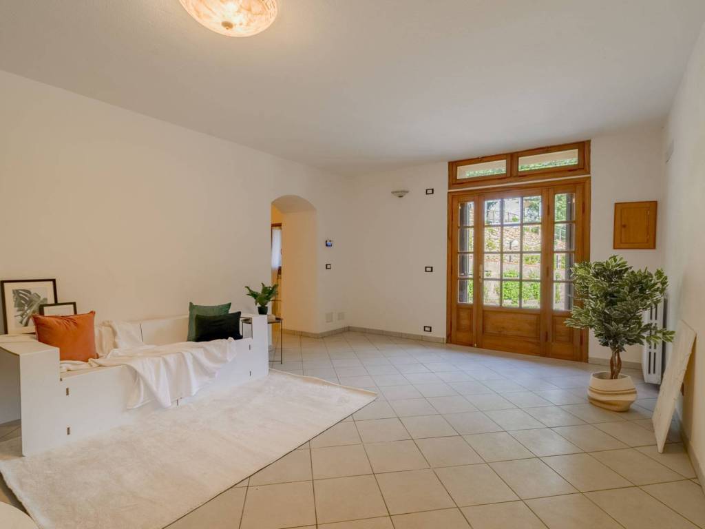 casa indipendente in vendita a Finale Ligure