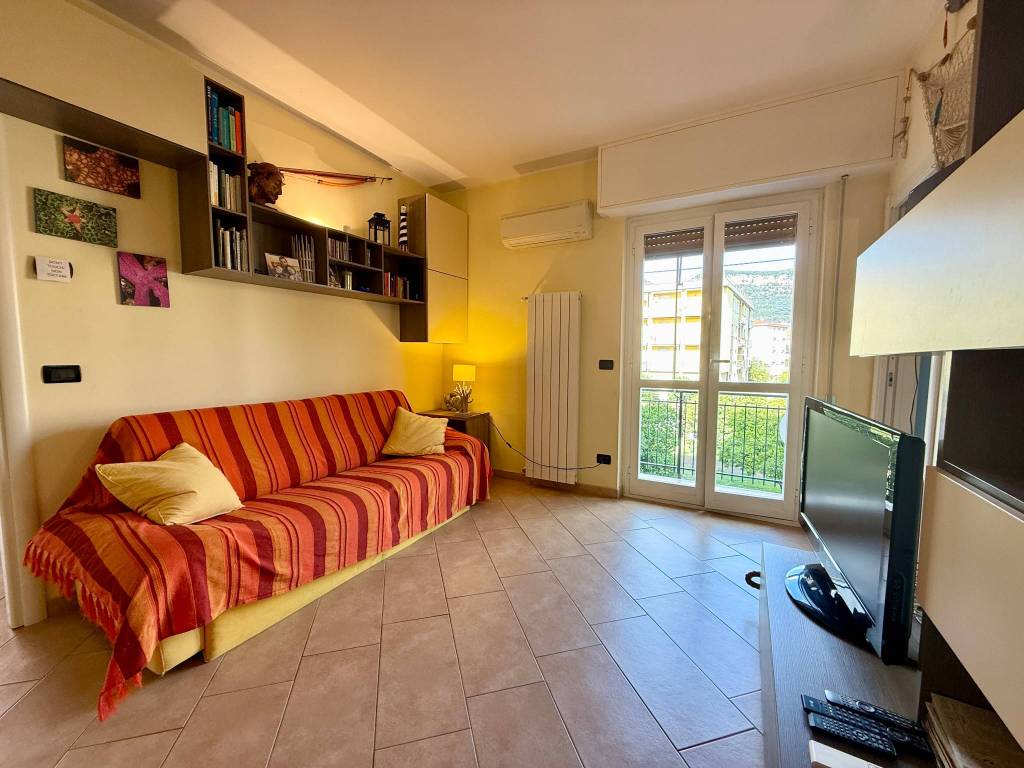 appartamento in vendita a Finale Ligure