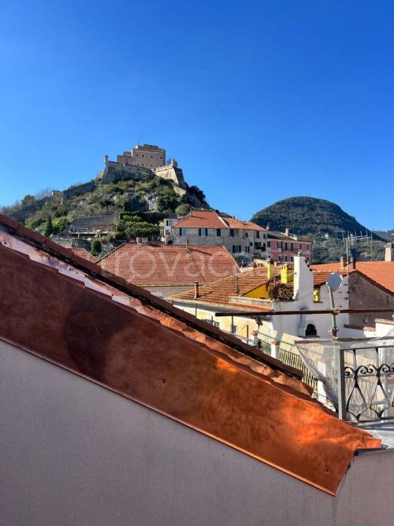 appartamento in vendita a Finale Ligure