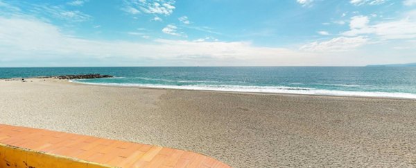 casa indipendente in vendita a Finale Ligure in zona Varigotti