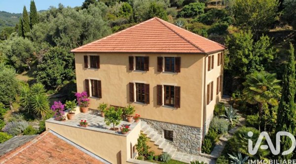casa indipendente in vendita a Finale Ligure