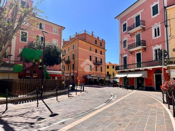 negozio in vendita a Finale Ligure