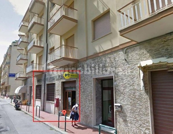 negozio in vendita a Finale Ligure in zona Calvisio