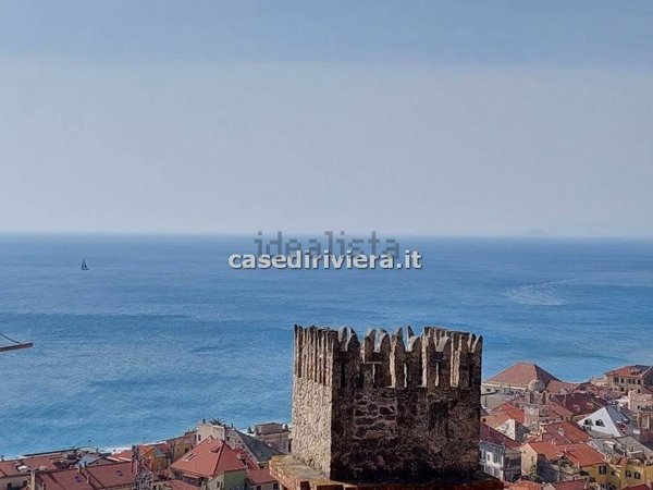 appartamento in vendita a Finale Ligure