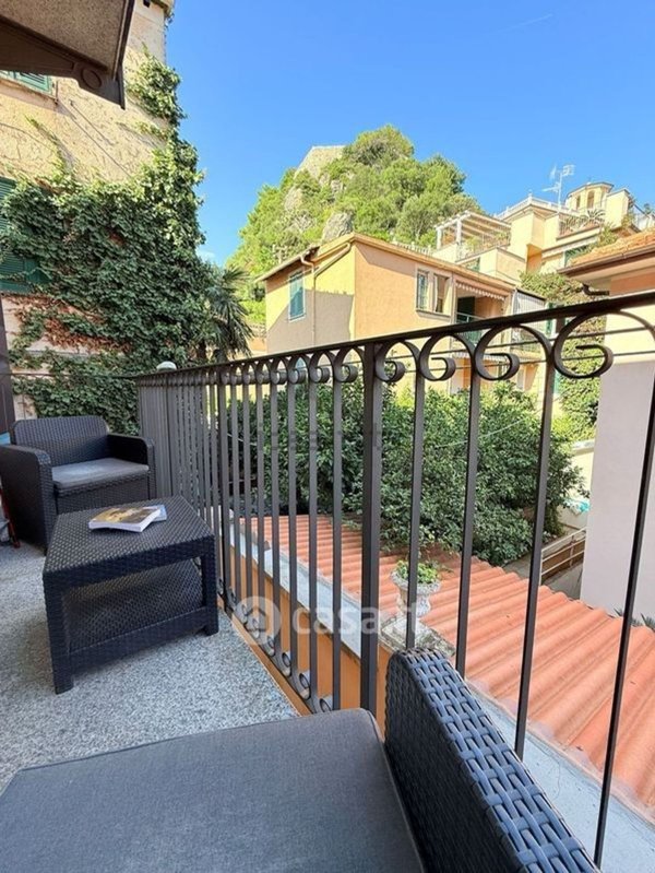 appartamento in vendita a Finale Ligure in zona Calvisio
