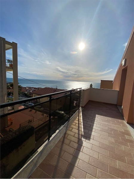 appartamento in vendita a Finale Ligure