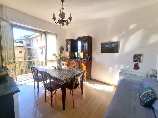 appartamento in vendita a Finale Ligure