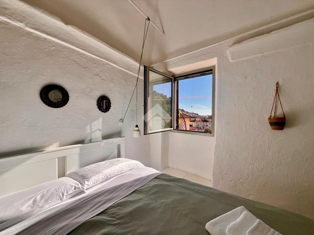 casa indipendente in vendita a Finale Ligure